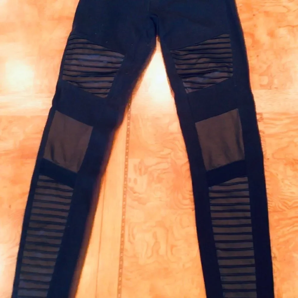 ALSO YOGA Moto Legging!